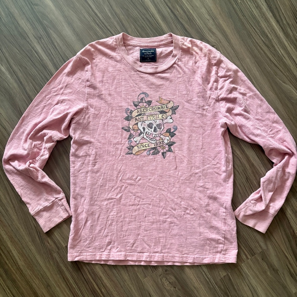 Abercrombie & Fitch Vintage Y2K Pink Long Sleeve Skull Tee